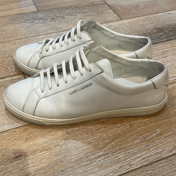 Women’s Saint Laurent white sneakers size 9. Some marks on them and dirty laces - Picture 3 of 4